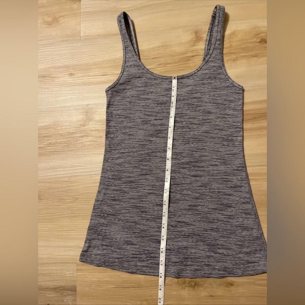 Lululemon Tank Top Grey Active
Workout Athletic Women's 4 - Picture 5 of 6